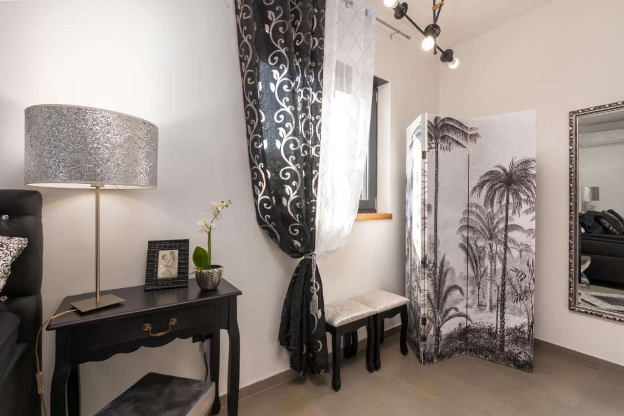 Casa Nera Villa Funtana Ngoại thất bức ảnh